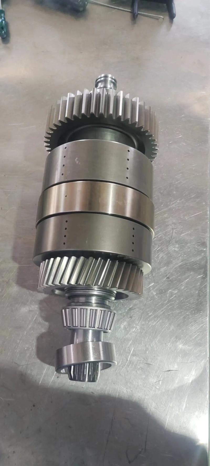 工程機械中的核心組件 原車變速箱總成及其維護要點